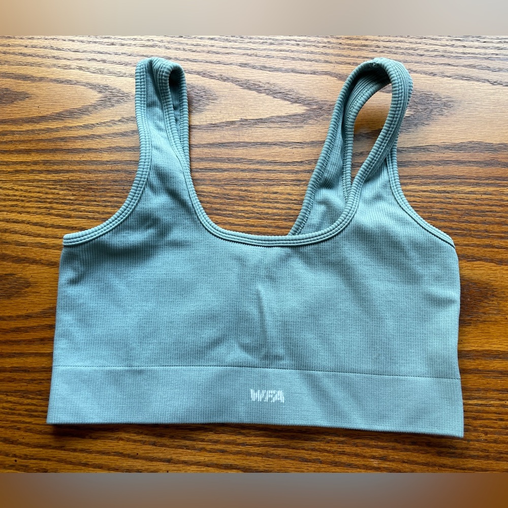 White Fox Athletic Teal Ribbed sports bra L